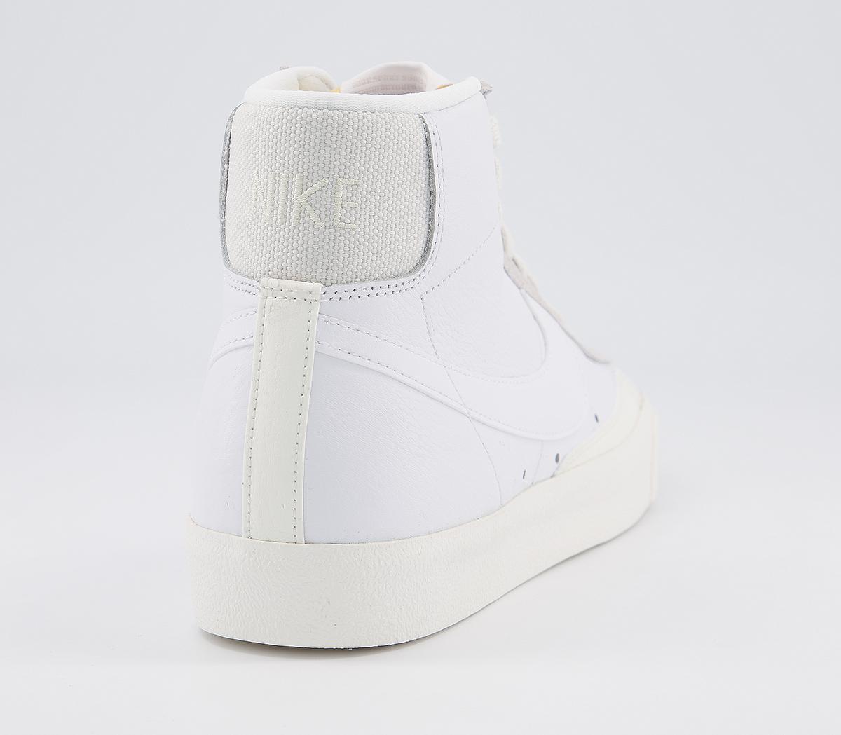 NikeBlazer Mid 77 TrainersWhite Sail Platinum Tint