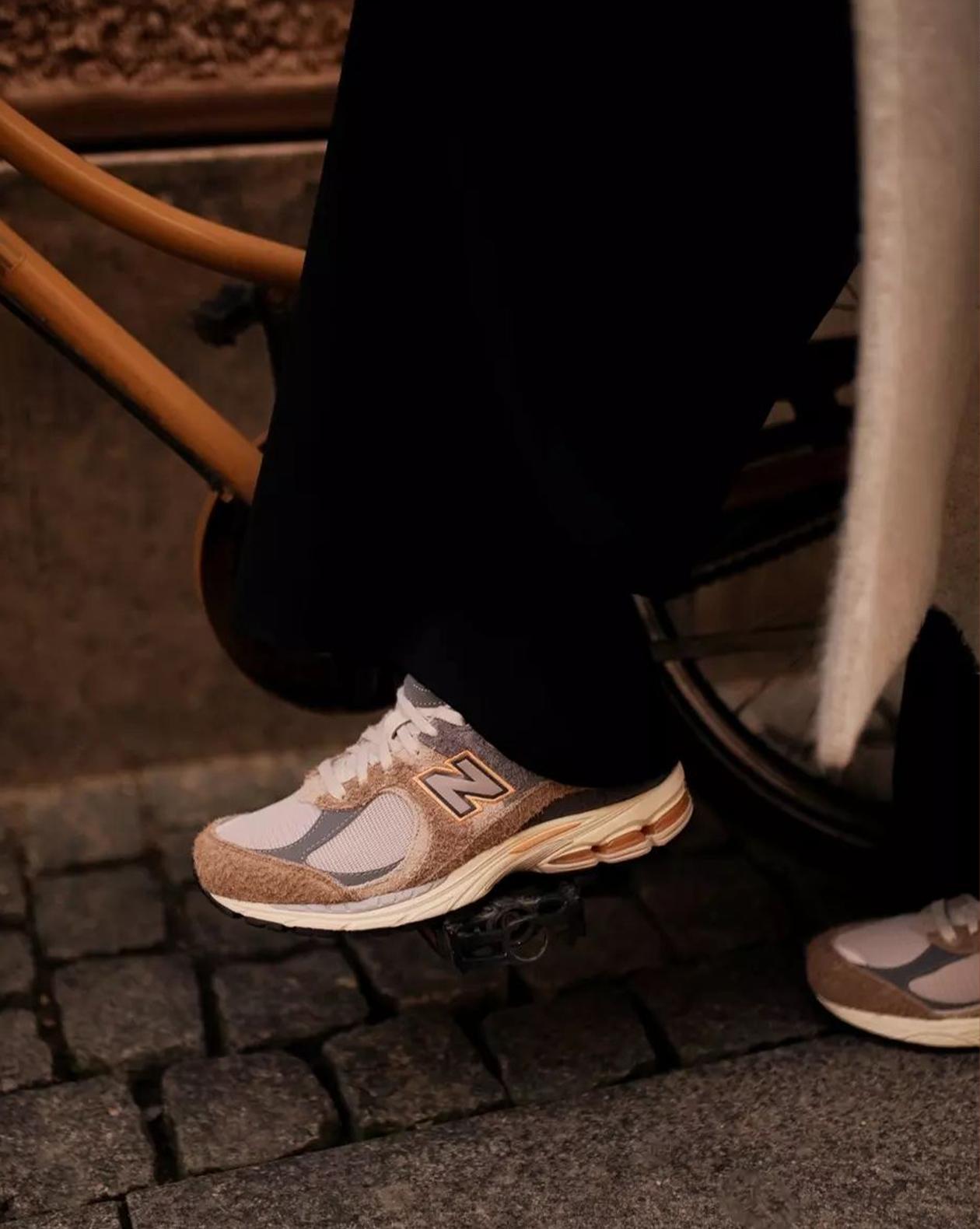 New Balance Street Style
