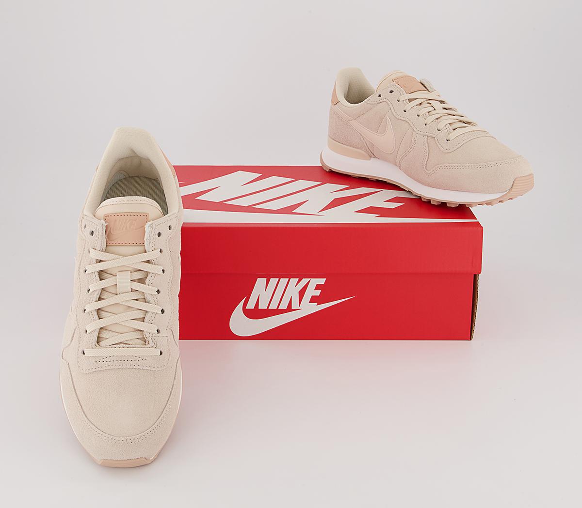 nike internationalist trainers pearl white pearl white bio beige