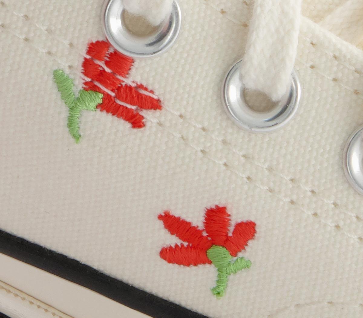 Converse All Star Ox 70s Trainers Converse All Star Ox 70s Trainers Egret Bright Poppy Embroidered Flowers Black