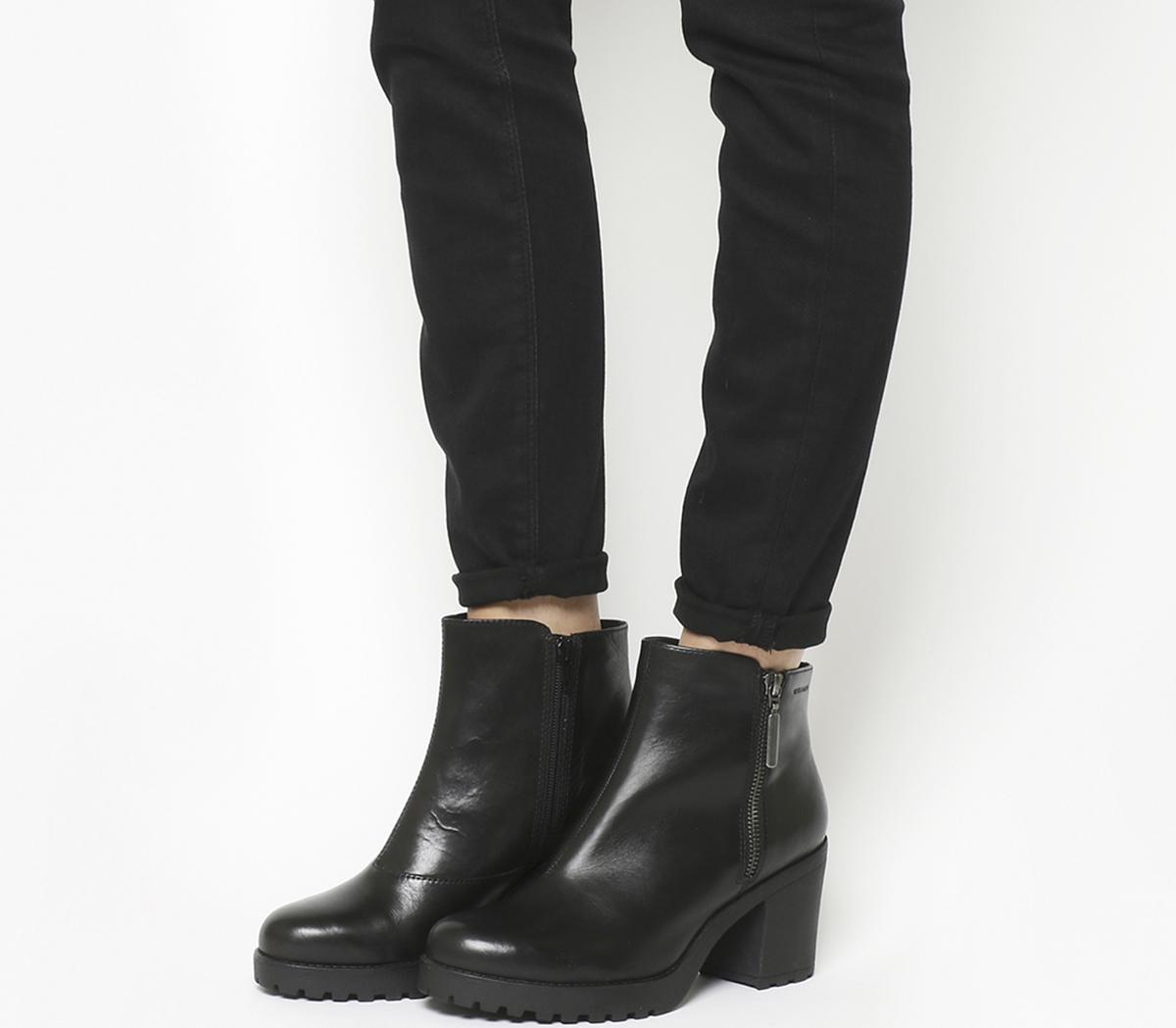 Vagabond Grace Side Zip Black Leather Ankle Boots