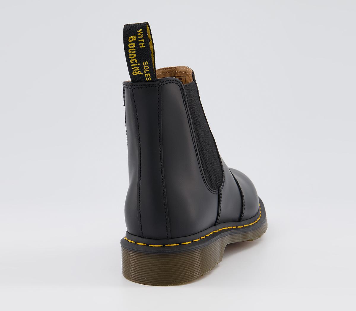 Dr. Martens 2976 Chelsea Boots M Dr. Martens 2976 Chelsea Boots M Black Leather