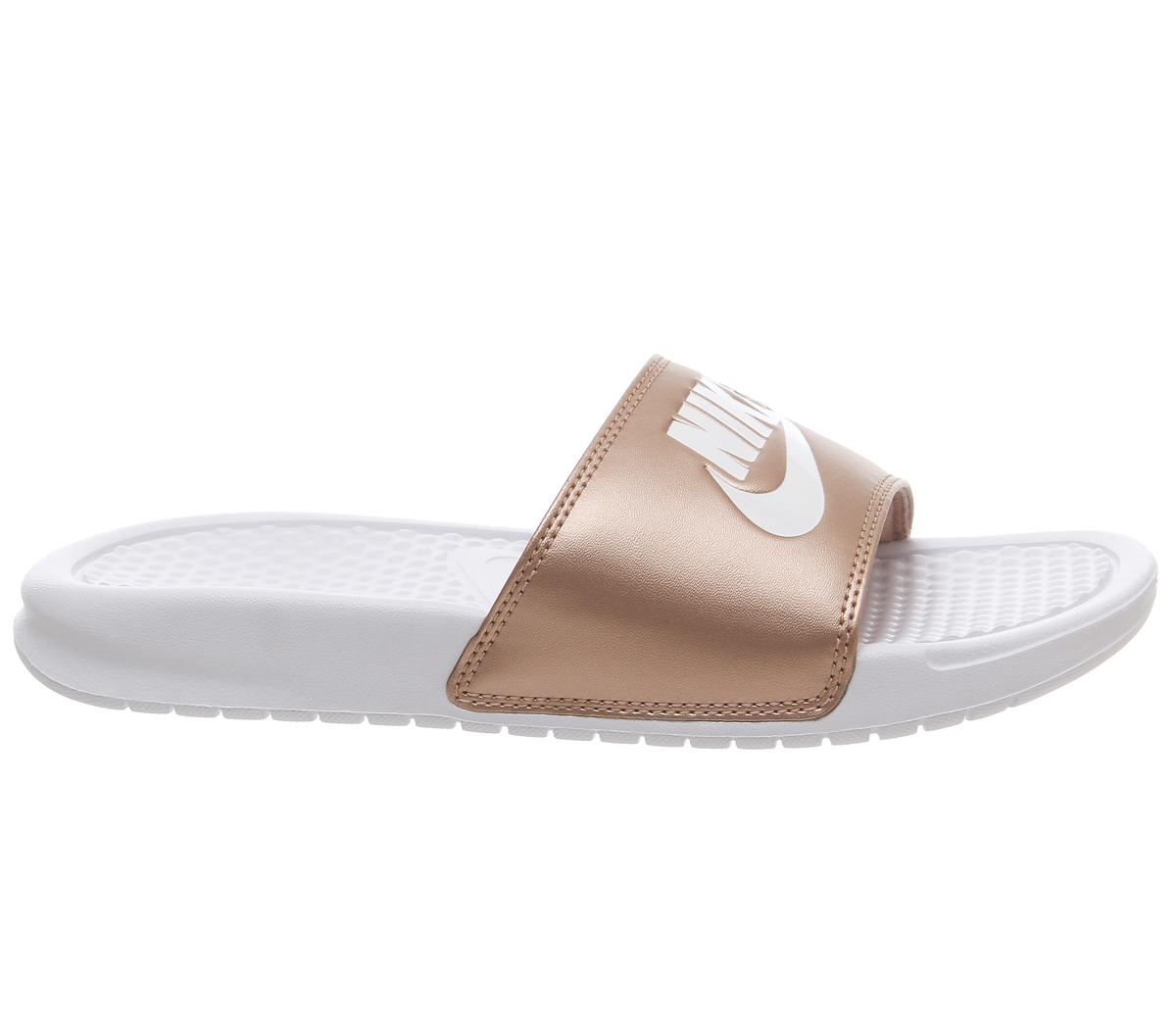 NikeBenassi SlidersWhite White Metallic Red Bronze Jdi F