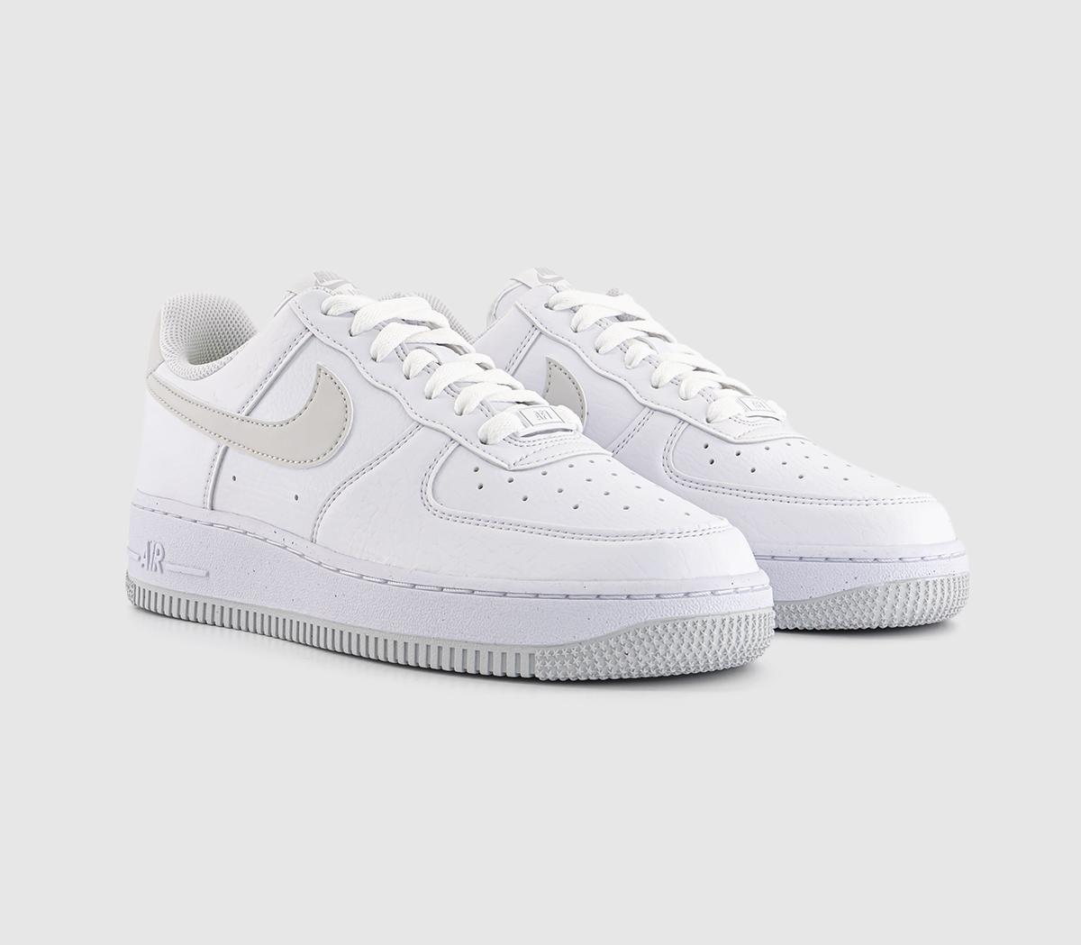 NikeAir Force 1 Lo (W) Trainers NikeAir Force 1 Lo (W) TrainersWhite Photon Dust White Volt