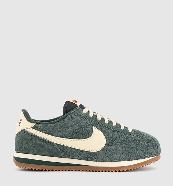 Nike cortez size 9 uk hotsell