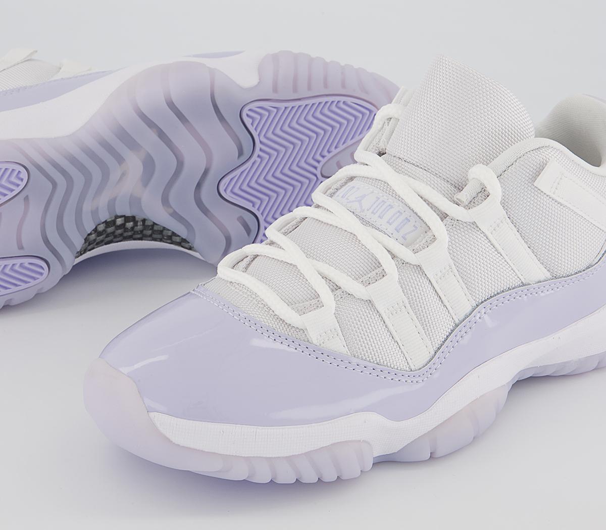 Jordan Air Jordan 11 Low Trainers Jordan Air Jordan 11 Low Trainers Whte Pure Violet White