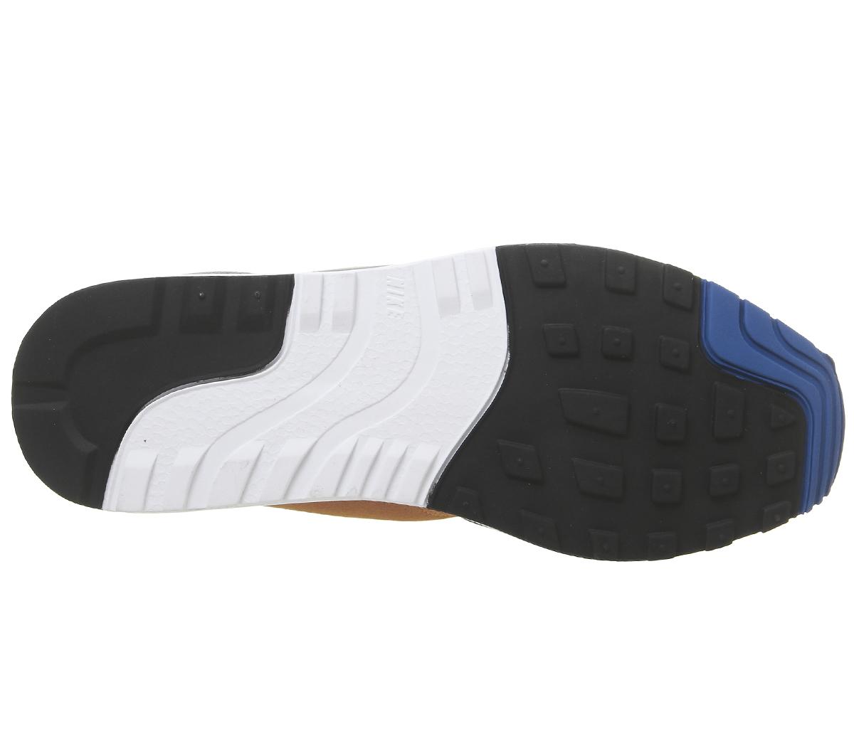 nike air safari trainers