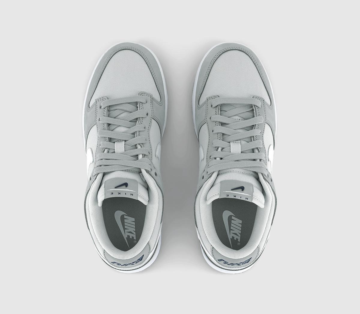 NikeDunk Low TrainersLight Smoke Grey White Photon Dust Midnight