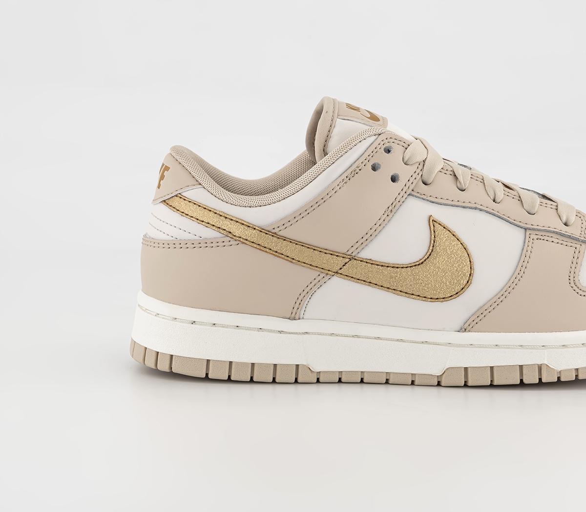 NikeDunk Low TrainersPhantom Metallic Gold Sanddrift Sail
