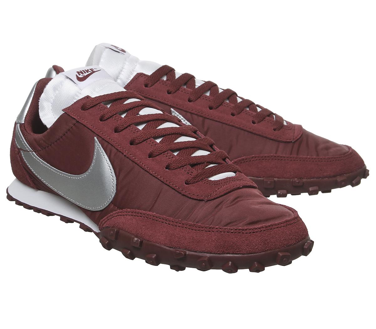 nike waffle racer red white