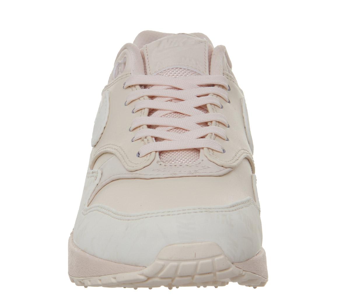 NikeAir Max 1 TrainersGuava Ice Lx