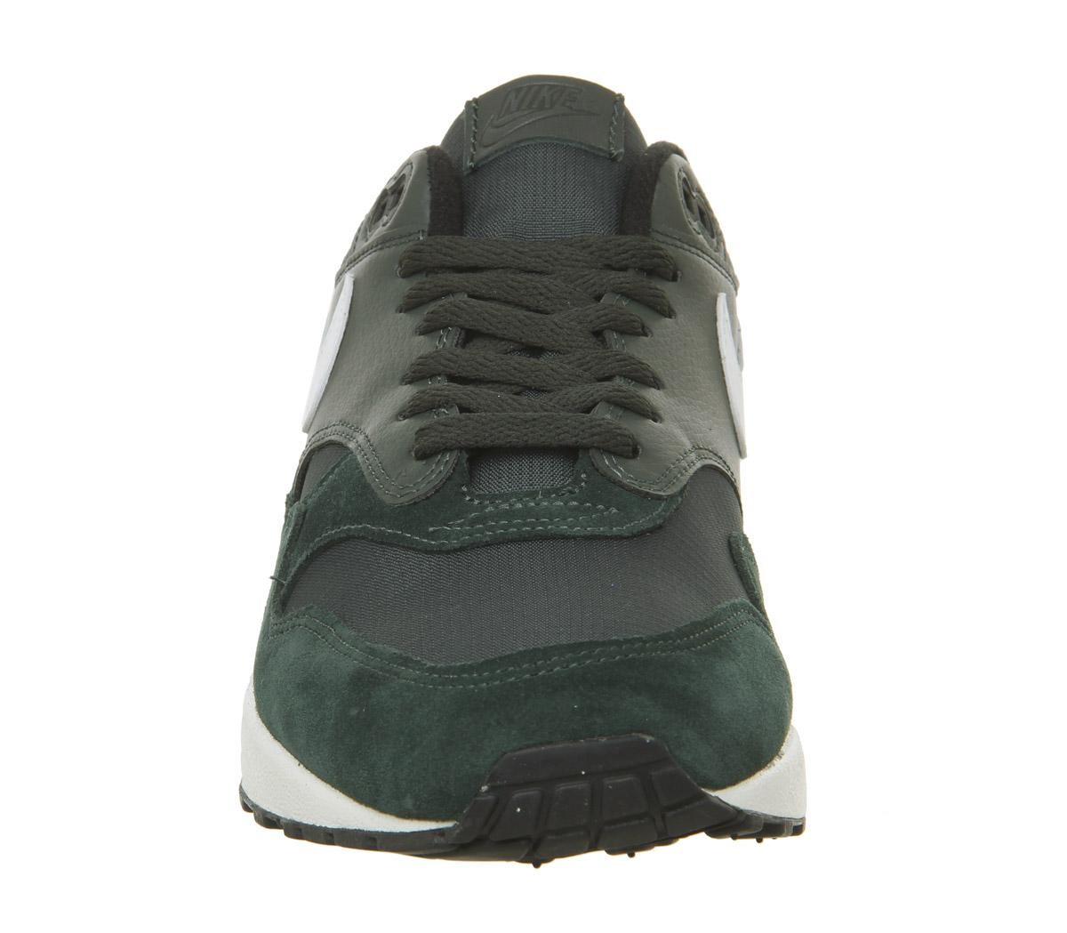 NikeAir Max 1Outdoor Green Sail Black