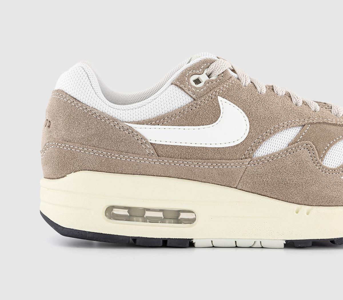 NikeAir Max 1 TrainersSail Khanki Coconut Milk Light Orewood Brown Sea G