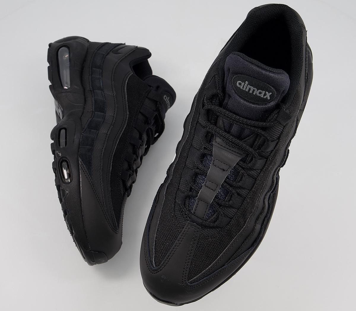 nike 110 trainers black