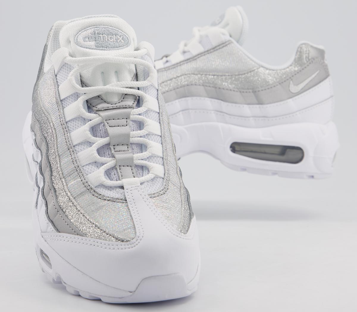 nike air max 95 trainers in white