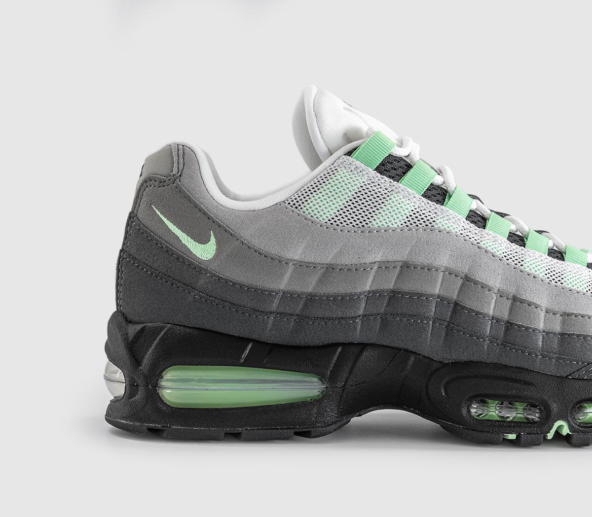 NikeAir Max 95 TrainersBlack Fresh Mint White Medium Grey