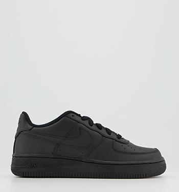 black nike shoes youth