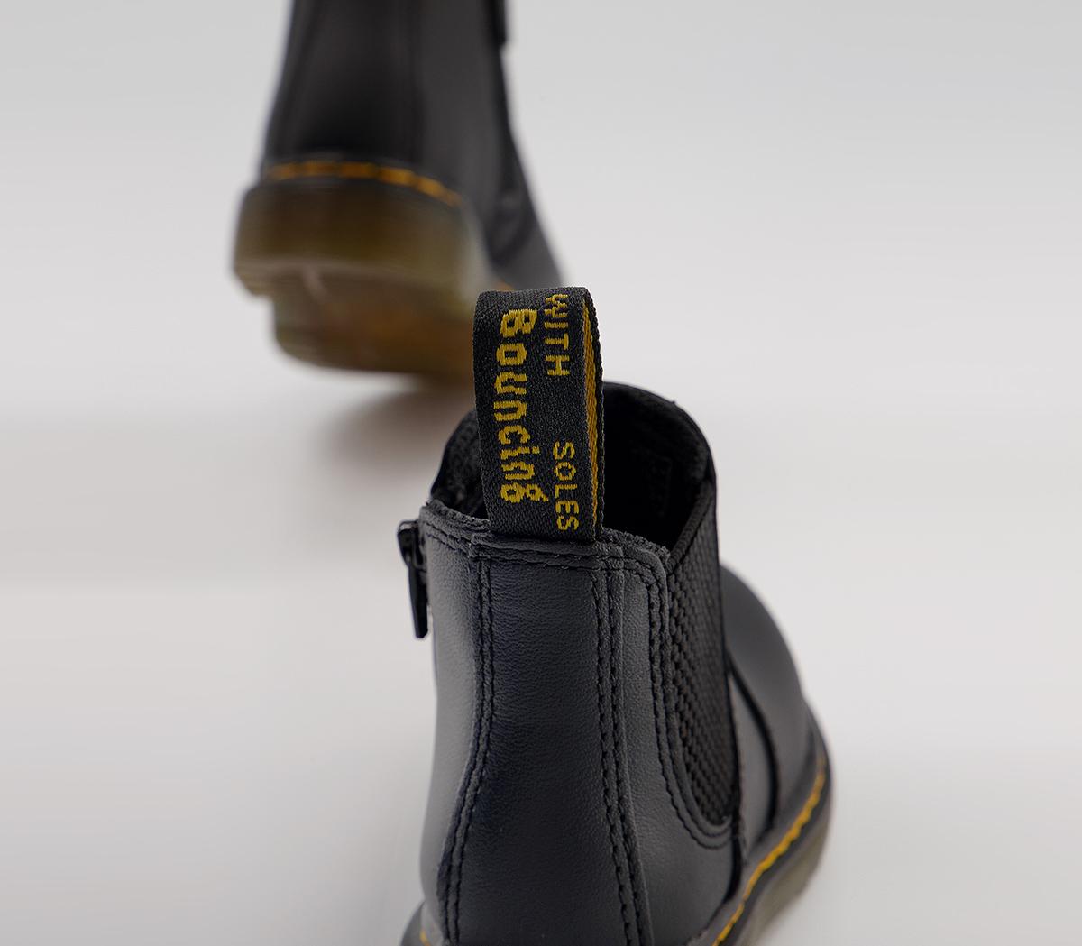 Dr. Martens Shenzi Kids Chelsea Boots Dr. Martens Shenzi Kids Chelsea Boots Black