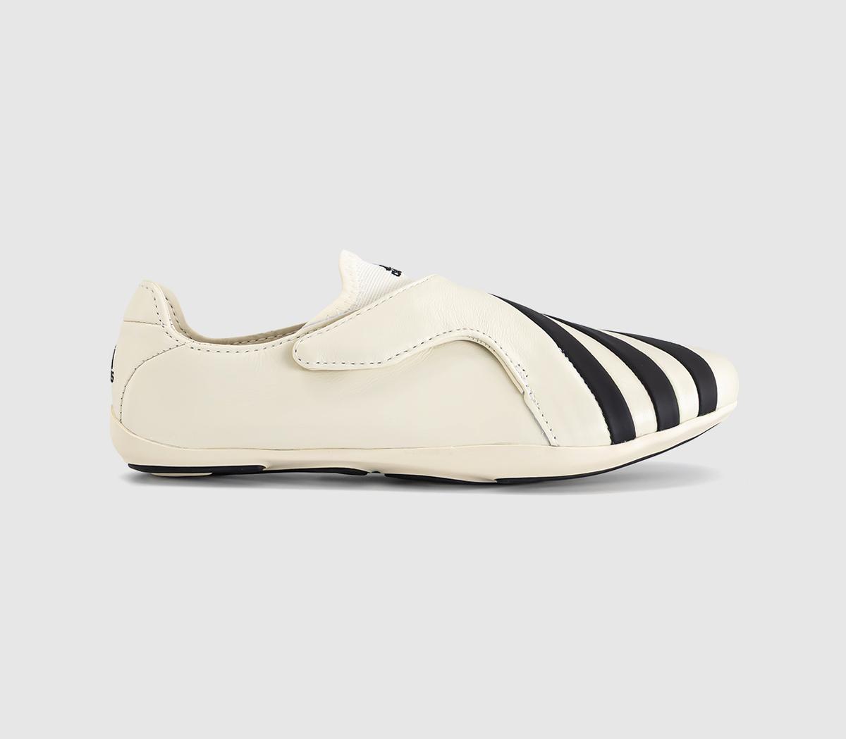 adidasYoga Vario Flat Earther x Pharrell Williams Pw Off White Core Black Chalk White