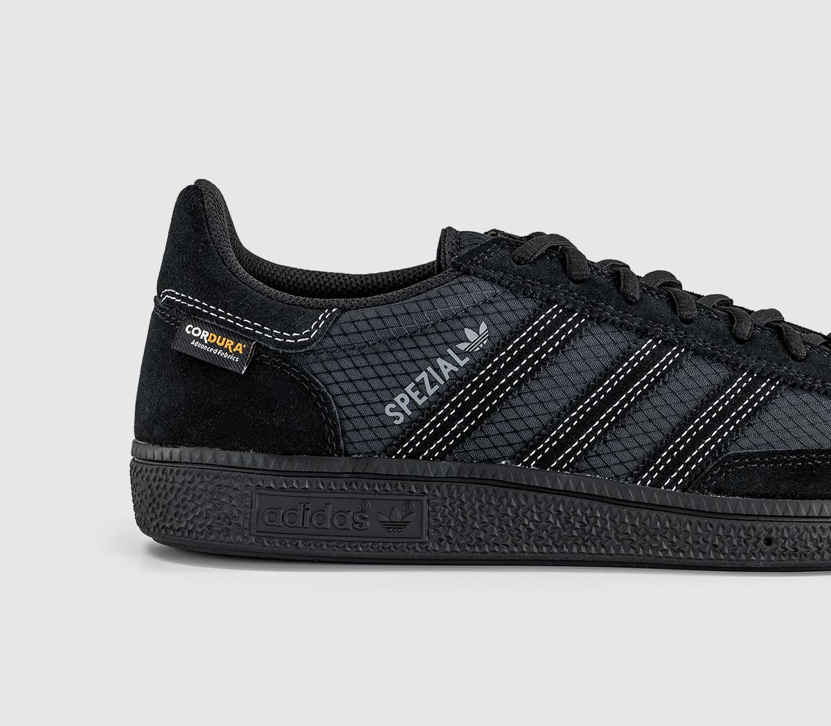 adidasHandball Spezial TrainersBlack Black Grey