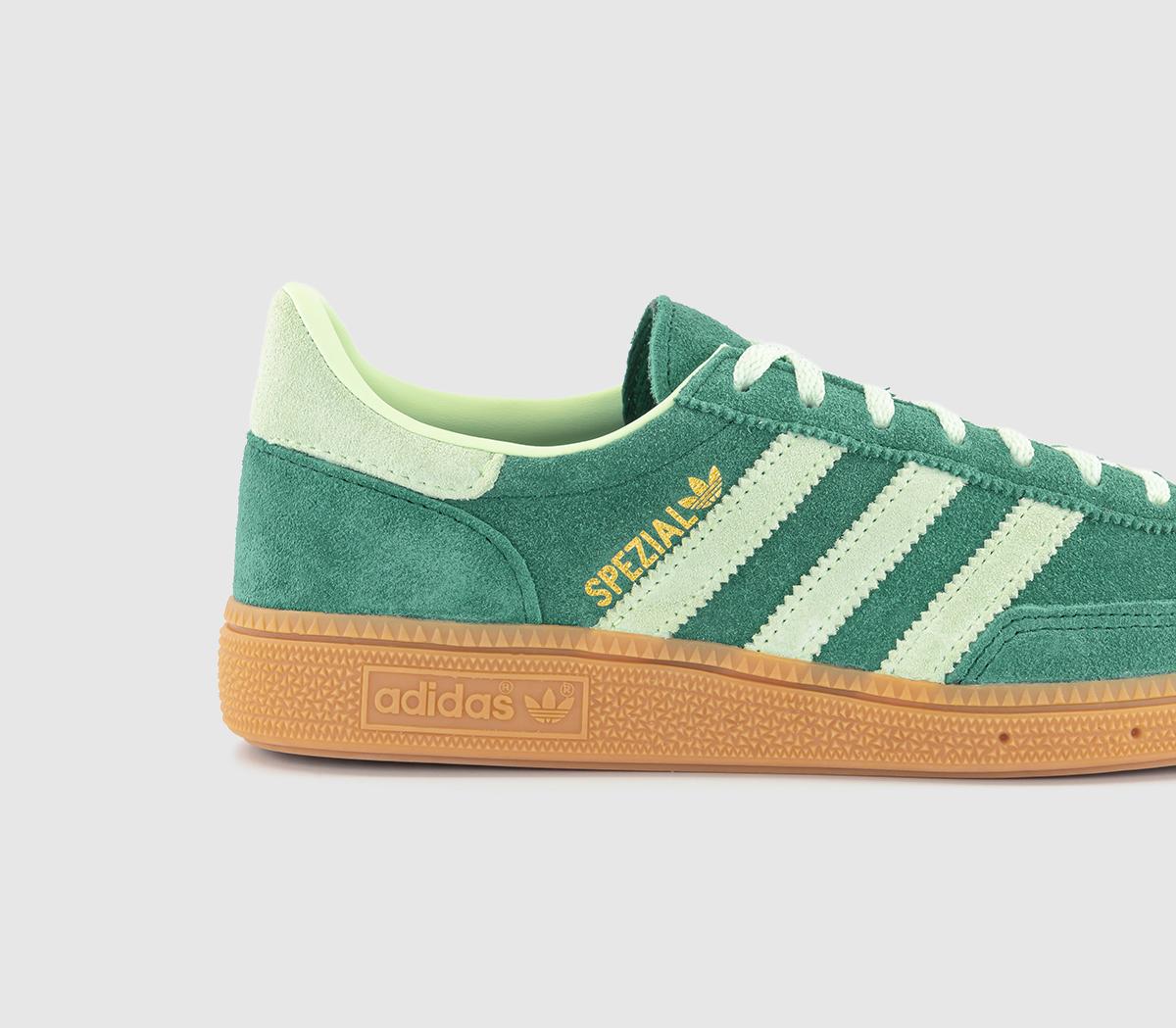 adidasHandball Spezial TrainersCollegiate Green Semi Green Spark Gum