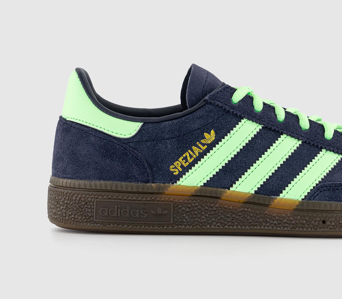 adidasHandball Spezial Trainers adidasHandball Spezial TrainersLegend Ink Green Spark Gum