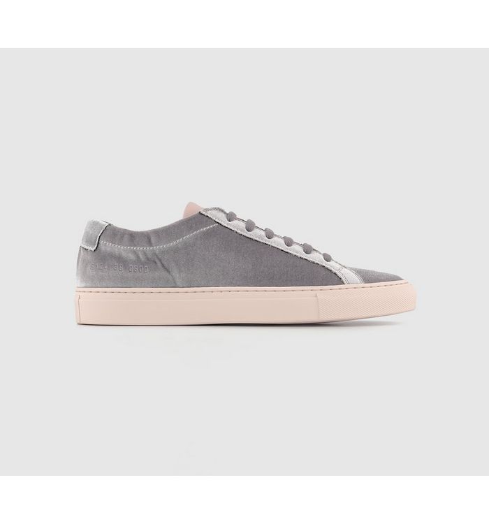 Common Projects Achillies Low Trainers W Nude Velvet In Natural