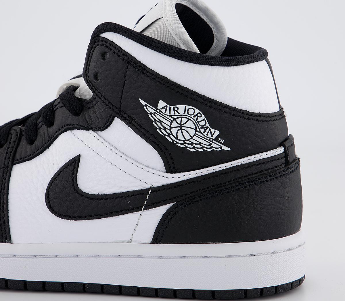 Jordan Air Jordan 1 Mid Trainers Jordan Air Jordan 1 Mid Trainers White Black White Split