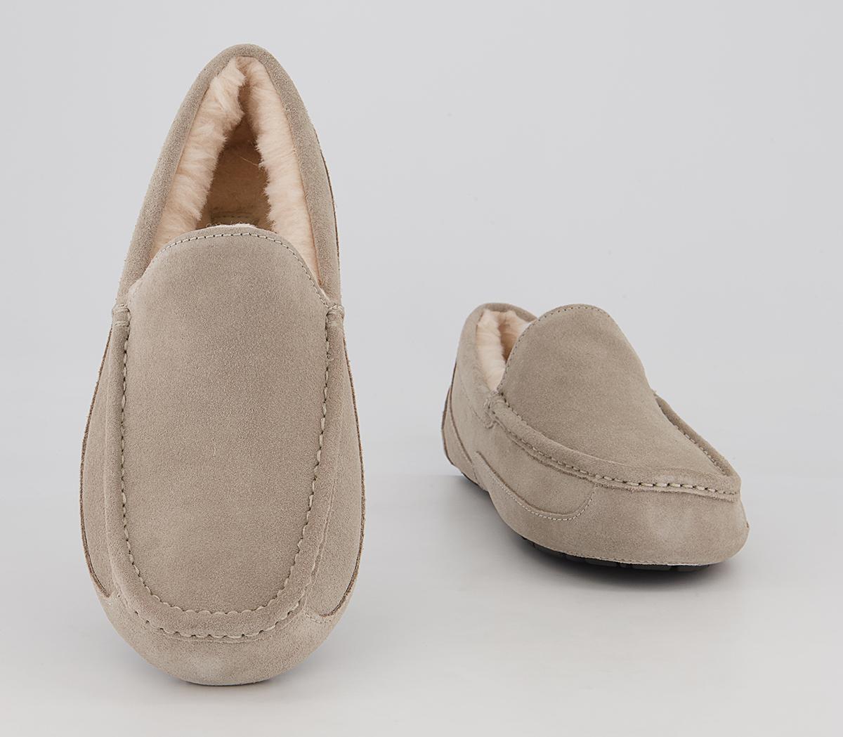 UGG Ascot Slippers UGG Ascot Slippers Pumice