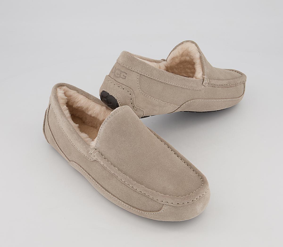 UGG Ascot Slippers UGG Ascot Slippers Pumice