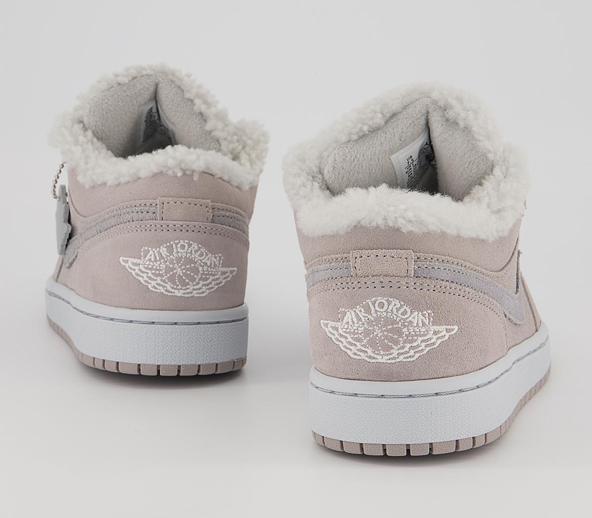 Jordan Air Jordan 1 Low Trainers Jordan Air Jordan 1 Low Trainers College Grey White Particle Grey