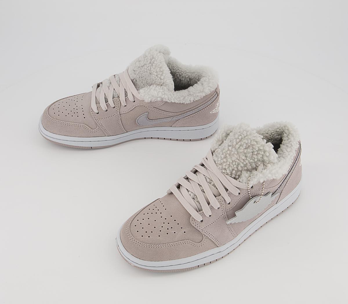 Jordan Air Jordan 1 Low Trainers Jordan Air Jordan 1 Low Trainers College Grey White Particle Grey