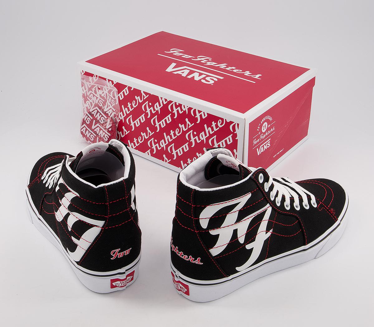 VansSk8 Hi TrainersFoo Fighters Black