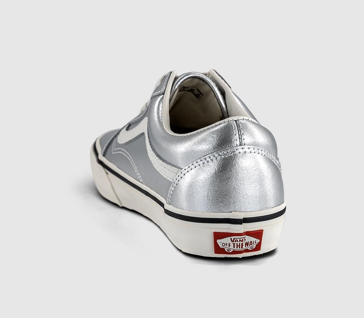 VansOld Skool TrainersMetallic Silver