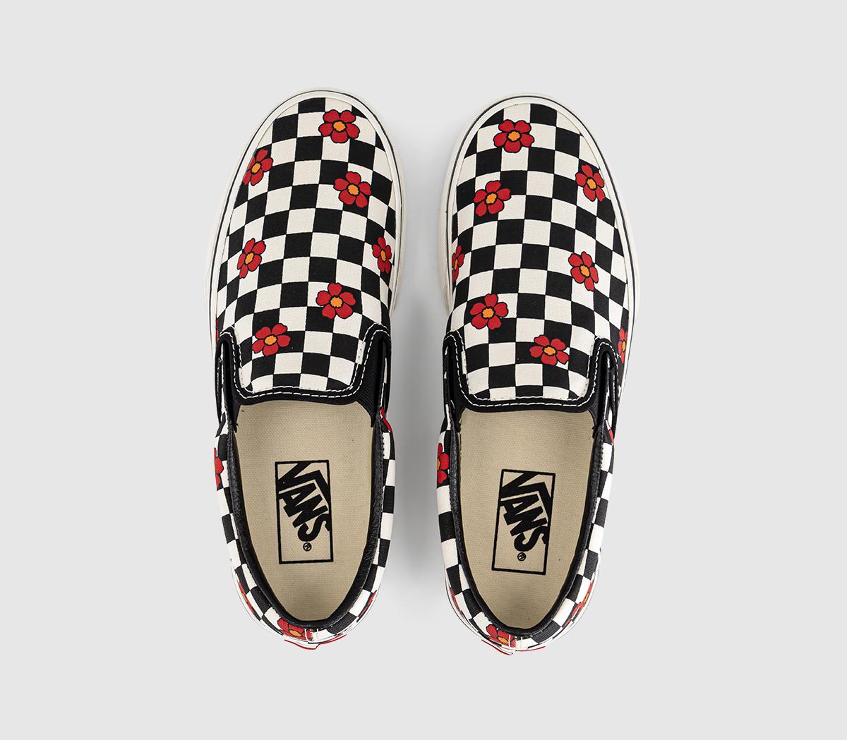 VansVans Classic Slip On TrainersBlack White Checkboard Flower