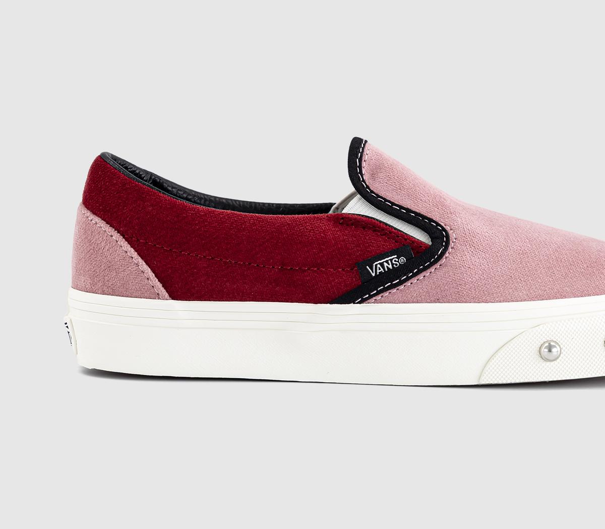 VansVans Classic Slip On TrainersPale Petal Pink