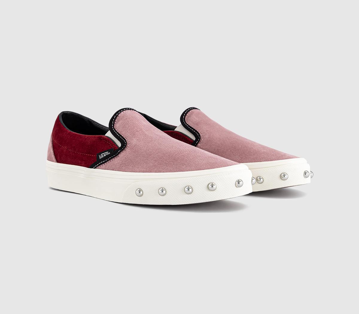 VansVans Classic Slip On TrainersPale Petal Pink