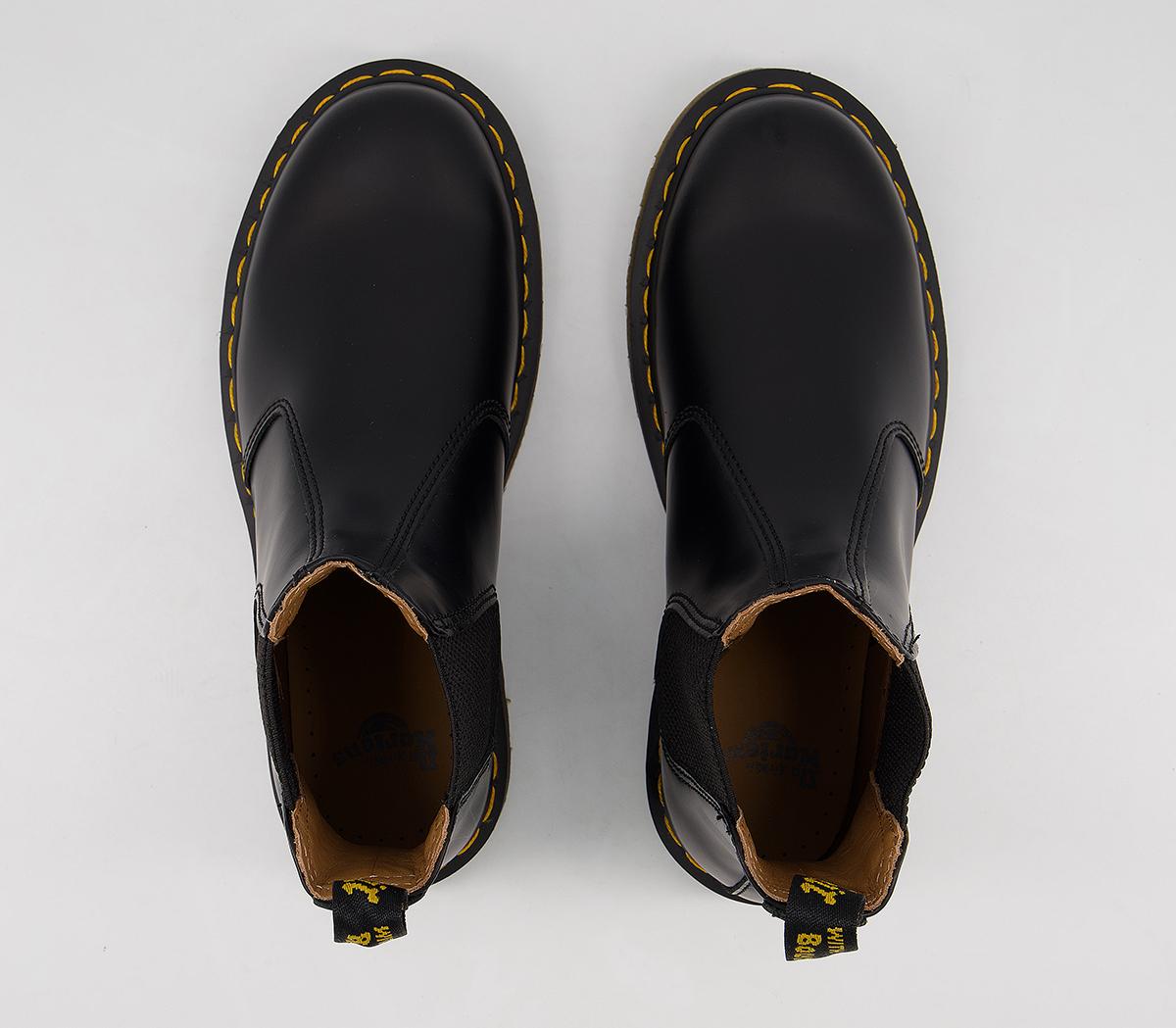 Dr. Martens 2976 Chelsea Boots Dr. Martens 2976 Chelsea Boots Black Leather