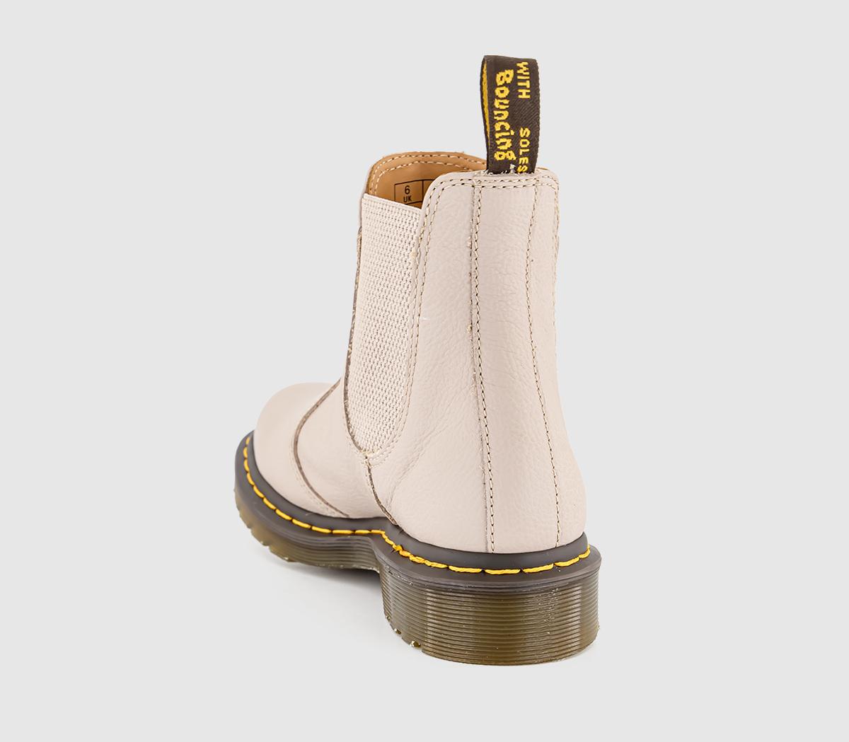 Dr. Martens2976 Chelsea Boots Dr. Martens2976 Chelsea BootsVintage Taupe