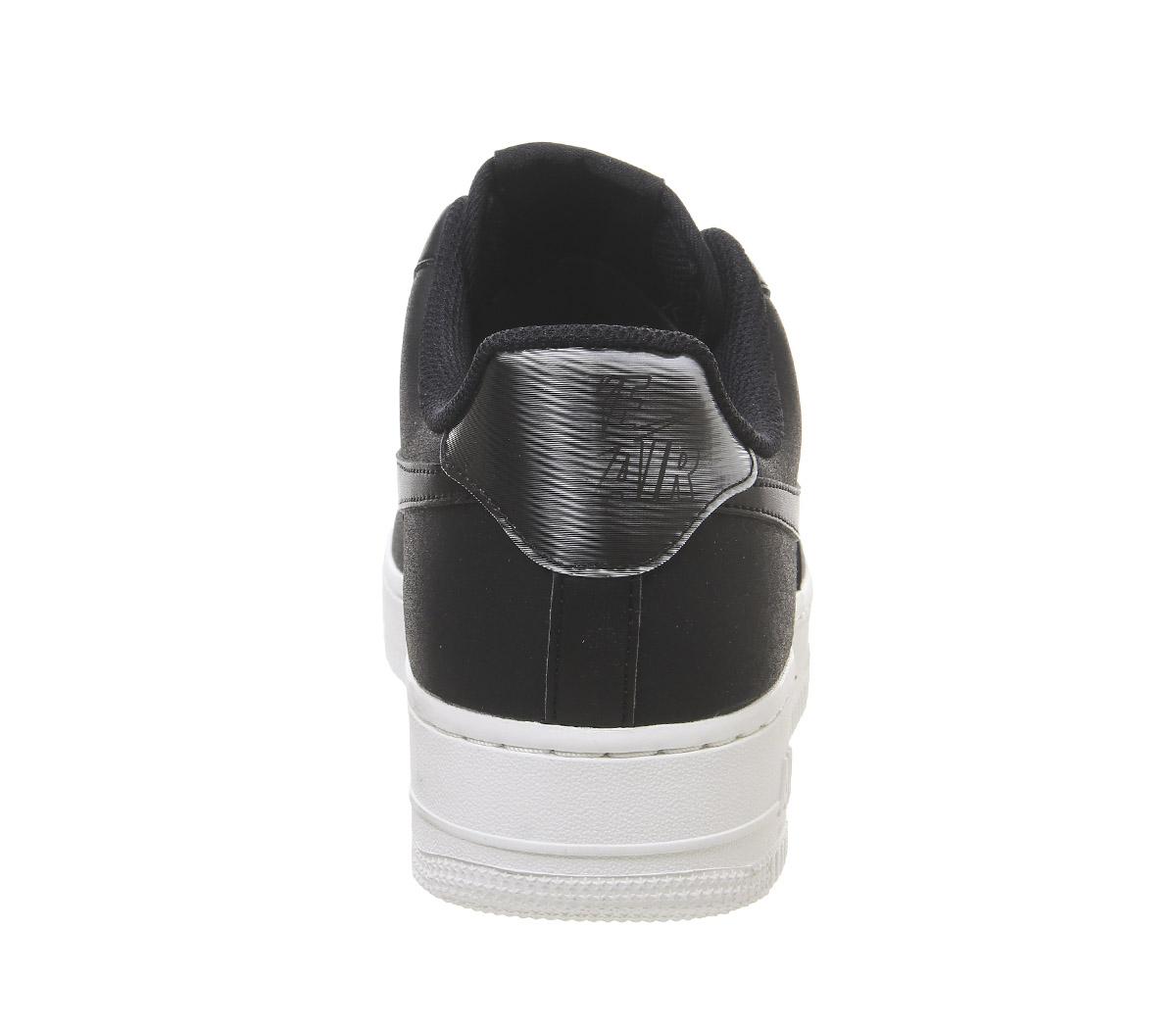 NikeAir Force 1 07 TrainersBlack Black Summit White
