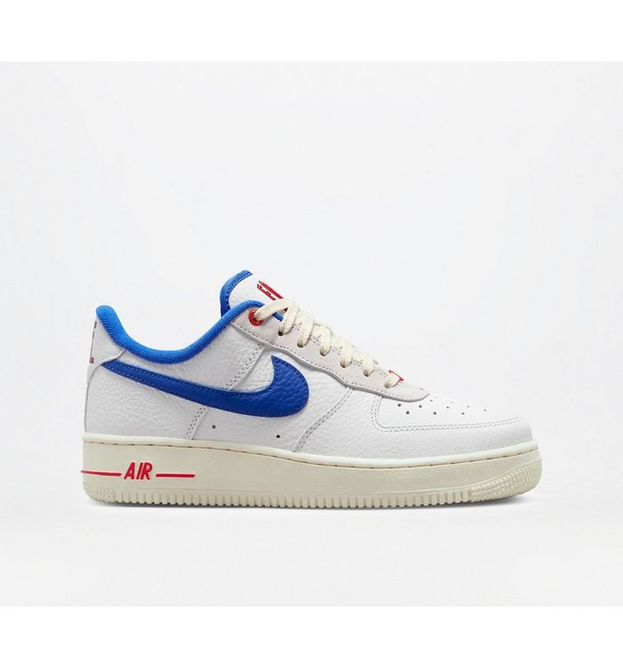 Nike Air Force 1 07 Trainers Summit White Hyper Royal Picante Red Obsidian Coco