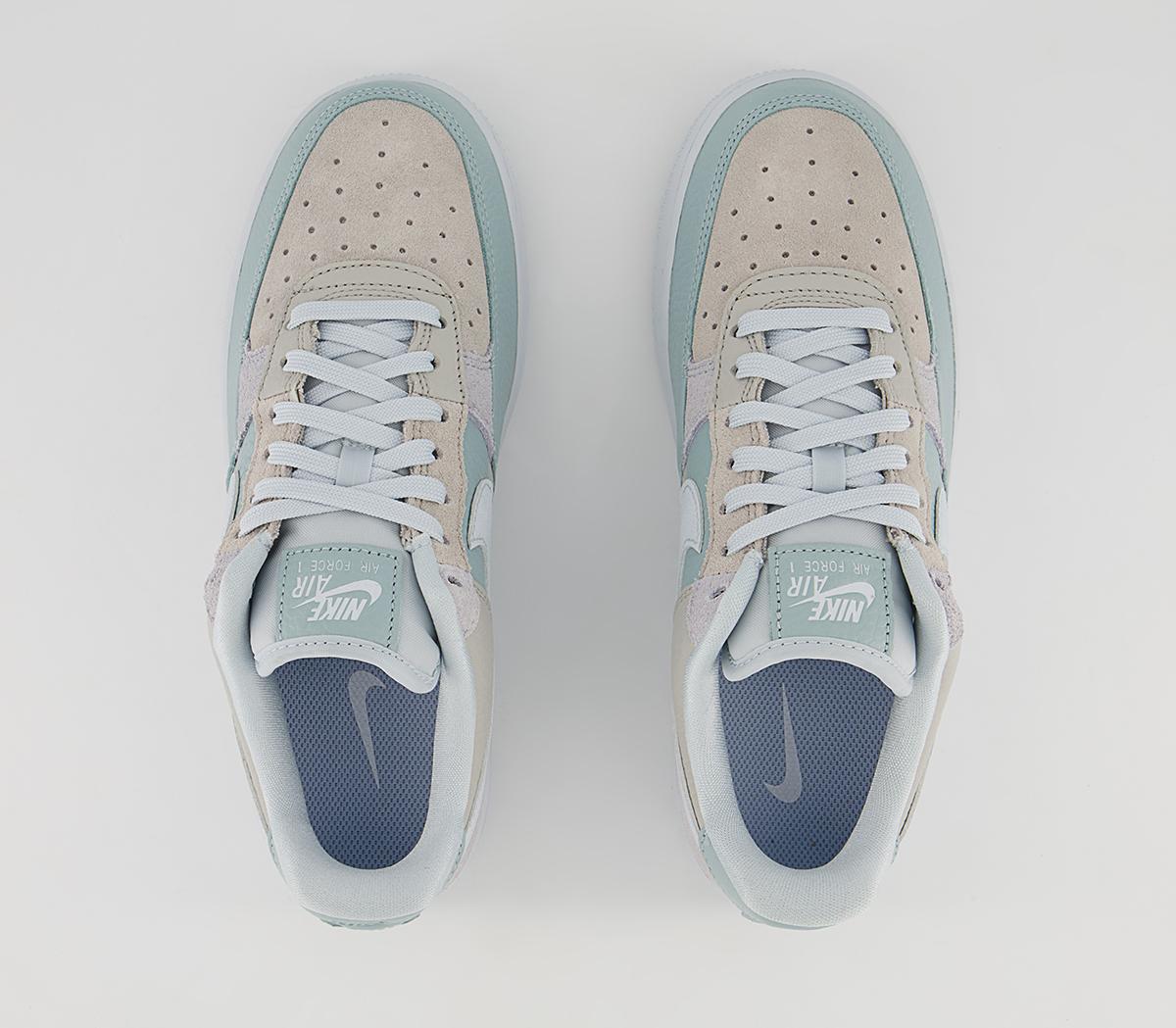 Nike Air Force 1 07 Trainers Nike Air Force 1 07 Trainers Football Grey Aura Ocean Cube