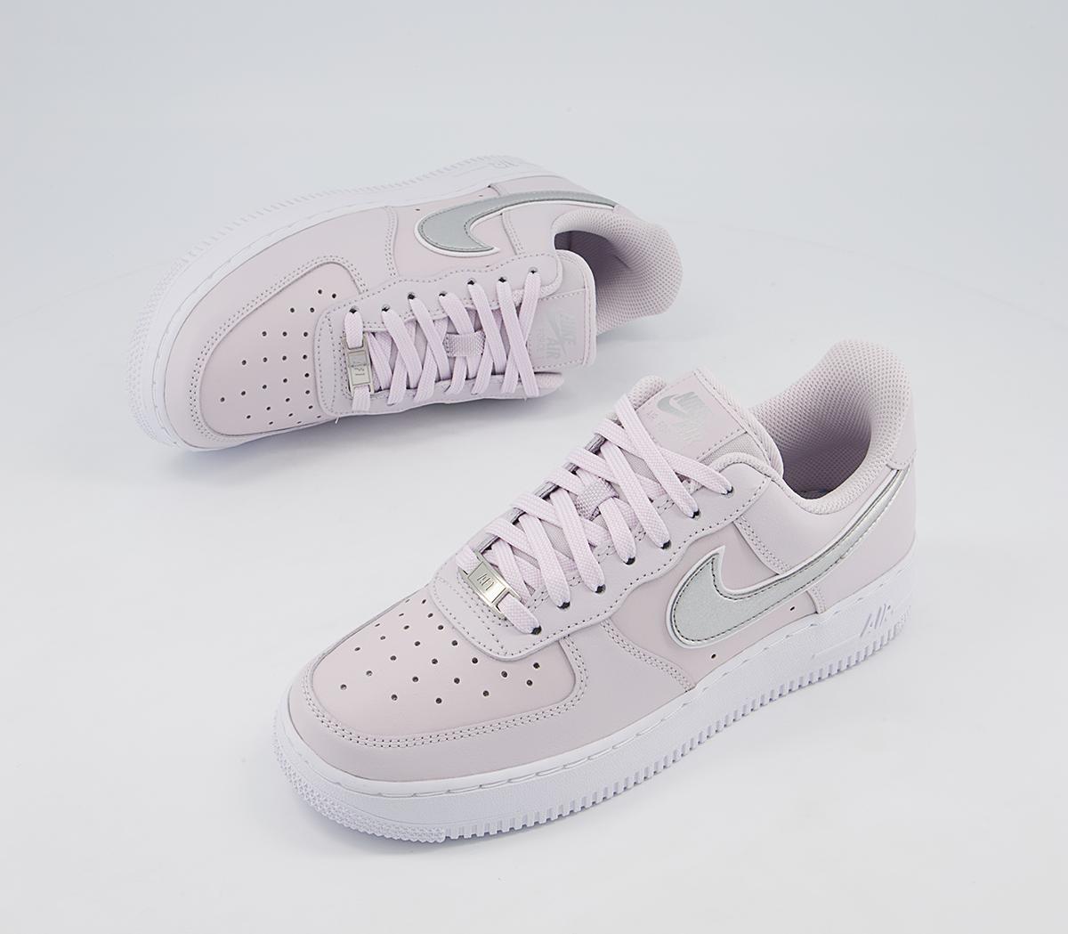 Nike Air Force 1 07 Trainers Nike Air Force 1 07 Trainers Venice Metalic Silver White