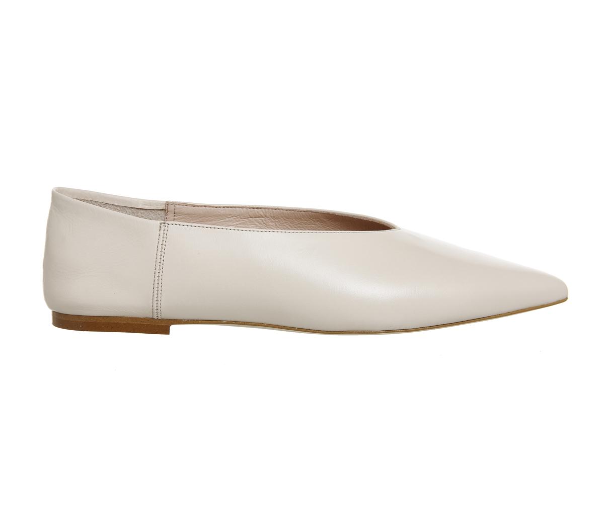 OFFICEPapaya Pointed FlatsOff White Leather