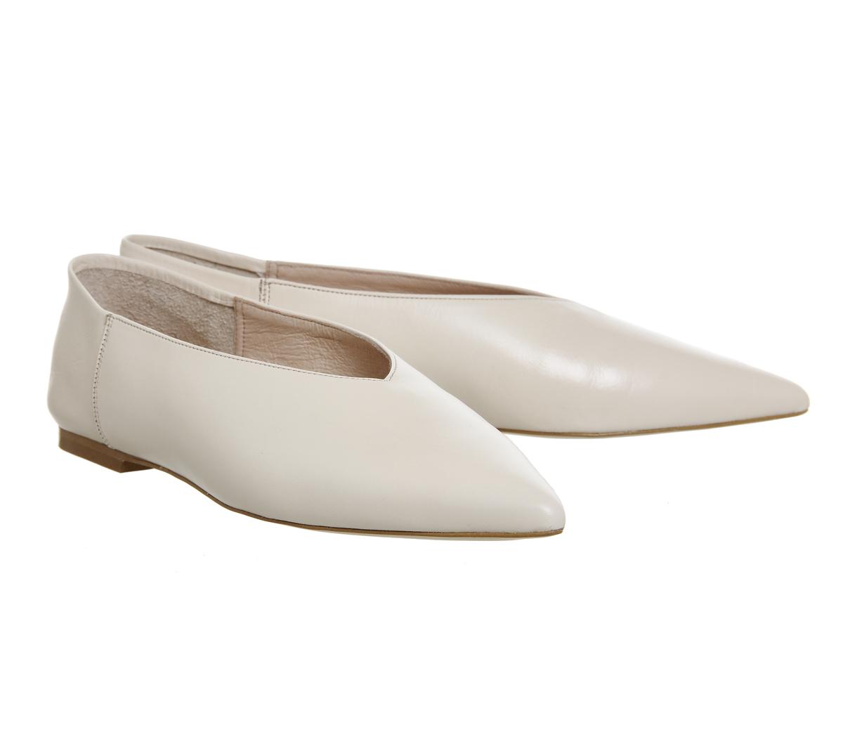 OFFICEPapaya Pointed FlatsOff White Leather