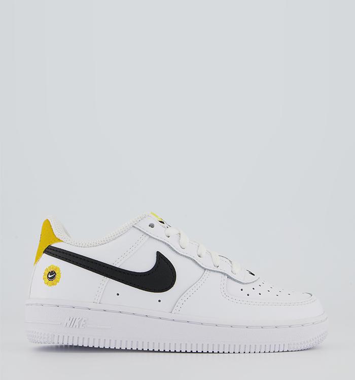 white nike trainers childrens