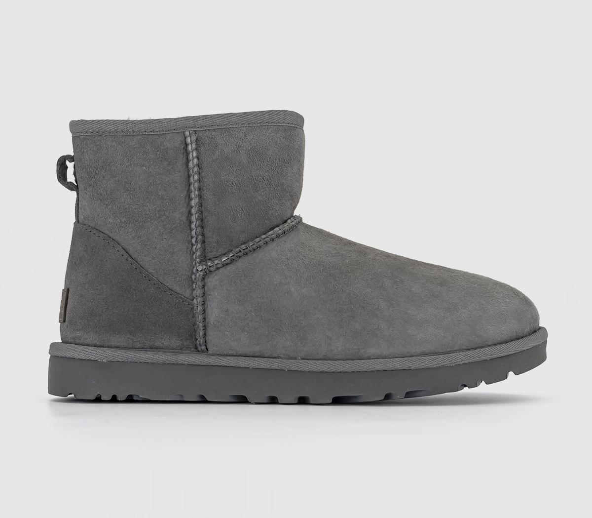 Light grey on sale ugg boots