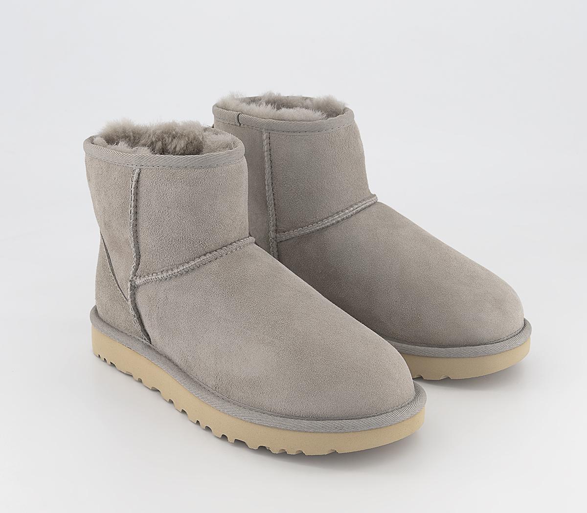 UGG Classic Mini II Boots Goat - Women's Ankle Boots