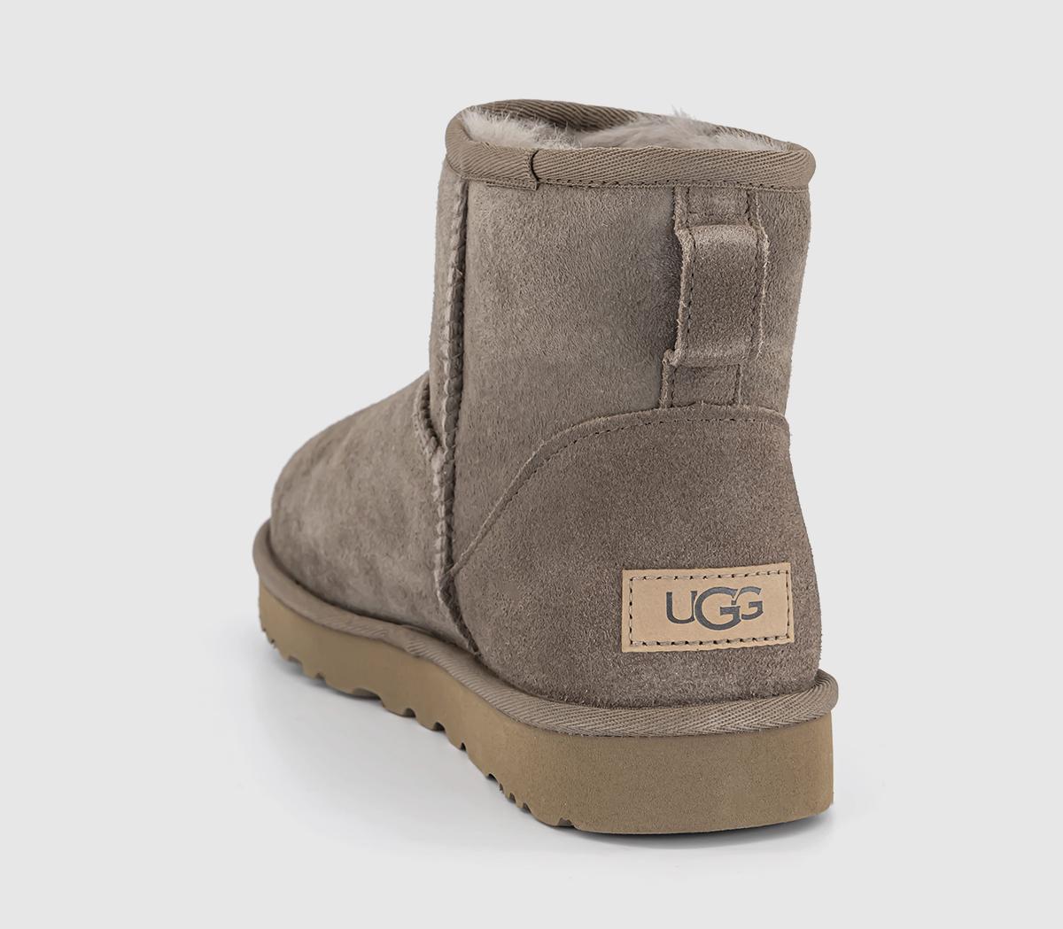 UGG Classic Mini II Boots UGG Classic Mini II Boots Caribou