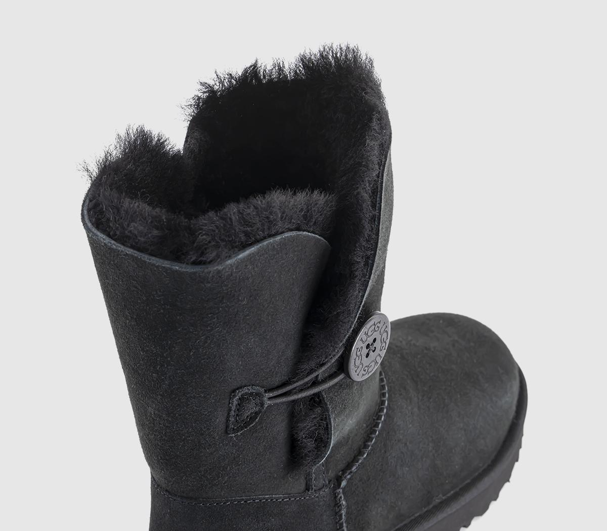 UGGBailey Button II BootsBlack Suede